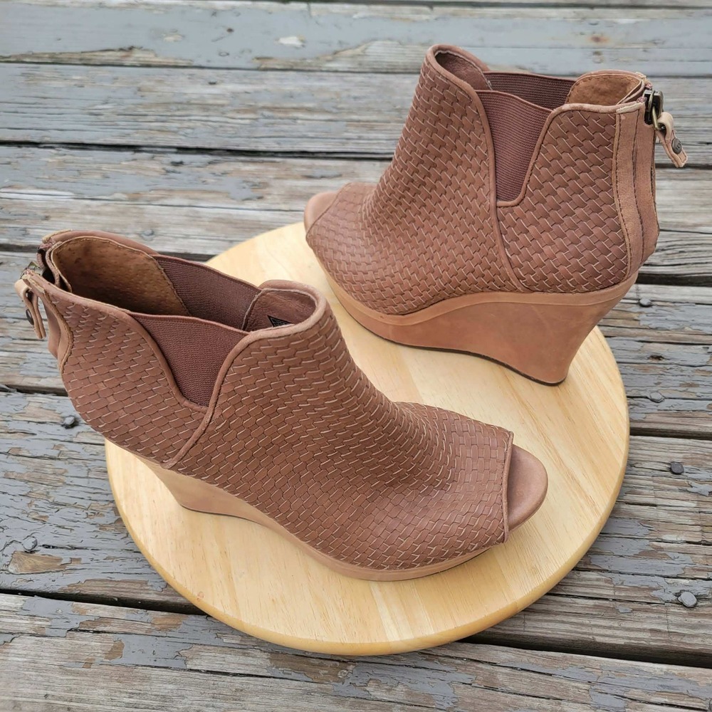 UGG Hamra Womens 8 US Woven Leather Peep Toe Wedge Booties Boho Chestnut 1002897 - Picture 14 of 15